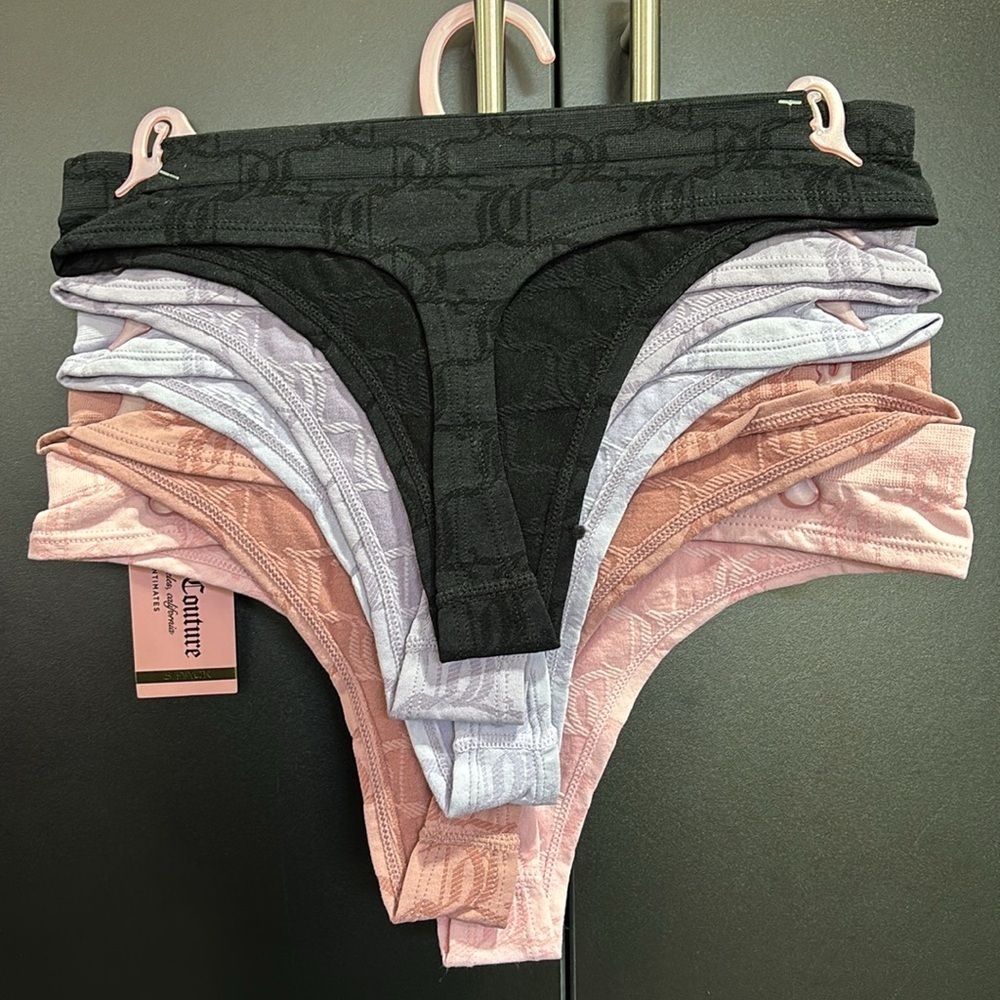 Juicy Couture 5 pack Thong comfy seamless,sexy panties, 90% nylon, 10% spandex
